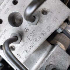 Módulo Hidráulico Abs Mercedes Calse S A 003 431 90 12 A0034319012