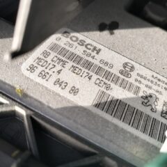 Centralita de motor peugeot 308 gti 0261s04689  0 261 s04 689 med17.4 9666104380