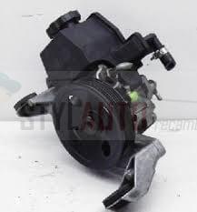 bomba direccion mercedes w203 c180 A 002 466 84 01 / A0024668401