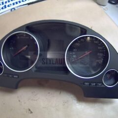 CUADRO DE RELOJES AUDI A4 8H0 920 900 C 8H0920900C. Bosch-Teilenummer: 0 263 642 011 0263642011