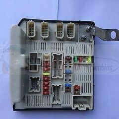 Caja de fusibles / Renault Megane 2 N2 USMC-PFT 519158083 8200481866 G 8200481866G