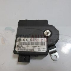 CENTRALITA CONTROL BATERIA Audi A6 4F Batterie 4F0915181A BOSCH 0199000013 4FO915181A