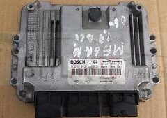 centralita renault scenic dci 8200601334. OEM No: 0281013366 / 0 281 013 366