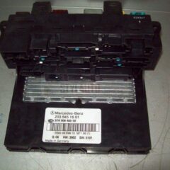 CAJA DE FUSIBLES MERCEDES W203 2035451601 / A2035451601 / 203-545-16-01