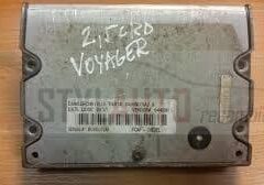 CAJA RELES / FUSIBLES 04869001AJ de CHRYSLER VOYAGER (RG) (2001 - 2008)