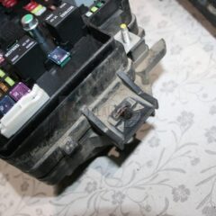 caja de fusibles chevrolet aveo 95092982
