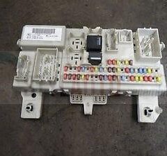 caja de fusibles ford focus Ford Focus 4M5T14A073AC 4M5T-14A073-AC