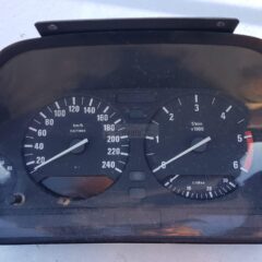 cuadro de relojes bmw 525tds 62.11-8361119 62118361119