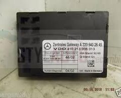Centralita Gateway puerta Mercedes Benz clase S W220 A2205402645