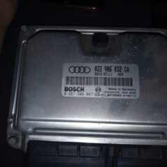 centralita de motor audi a3 A3 3.2FSI BOSCH ME7.1.1 0261208087 022906032CA
