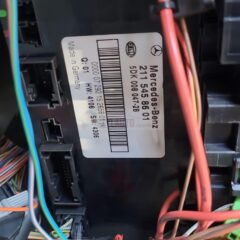 caja fusibles mercedes w211 5dk00804728 hella 2115458601
