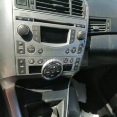 radio cd toyota corolla verso 2.0 diesel año 2011