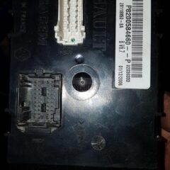 UCH-N1 SAGEM RENAULT P8200584660 P / 28118853-8A