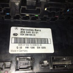 caja de fuibles mercedes w203 2035453301 5DK008486-45