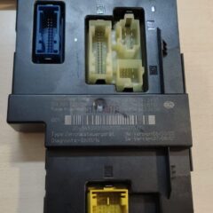 caja de fusibles mercedes w204 5dk00922525 2045453901  2045453901 2045456132 2044422400