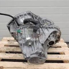 CAJA MANUAL DACIA DUSTER 4X4 TL8B000