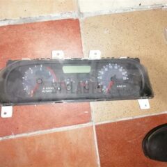 CUADRO DE RELOJES NISSAN TERRANO 2