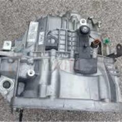 CAJA MANUAL RENAULT TRAFFIC 2.5 PK6077