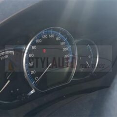 CUADRO DE RELOJES TOYOTA YARIS HIBRIDO