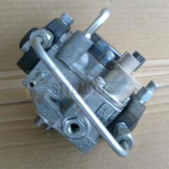BOMBA ALTA TOYOTA COROLLA VERSO 2.2 D4D 221000r020