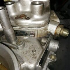 cabezal inyeccion mercedes 0438101026