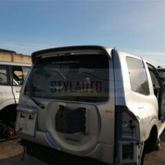 porton con aleron mitsubishi 3,2 did