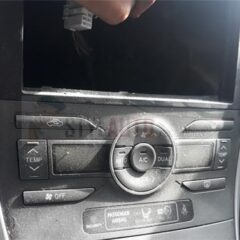 MANDO CLIMATIZADOR TOYOTA AURIS 2005