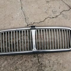 calandra delantera jaguar sovereing xj6