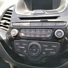 panel de radio ford ka+ 1.2 año 2018