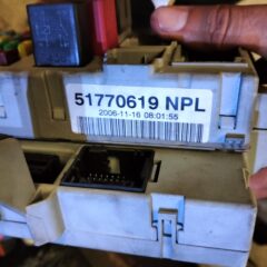 51770619 CAJA RELES / FUSIBLES FIAT DOBLO (119) ; Año, 2006