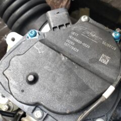 CAJA MARIPOSA con referencia 55260126 ; FIAT 500X (334)