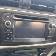 pantalla navegador TOYOTA Auris 1.8 140H Hybrid Feel 2017