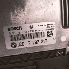 Centralita ECU BMW 120 — Ref 0281011963 / DDE7797217. ECU para BMW 120. Bosch 0281011963, OEM DDE7797217