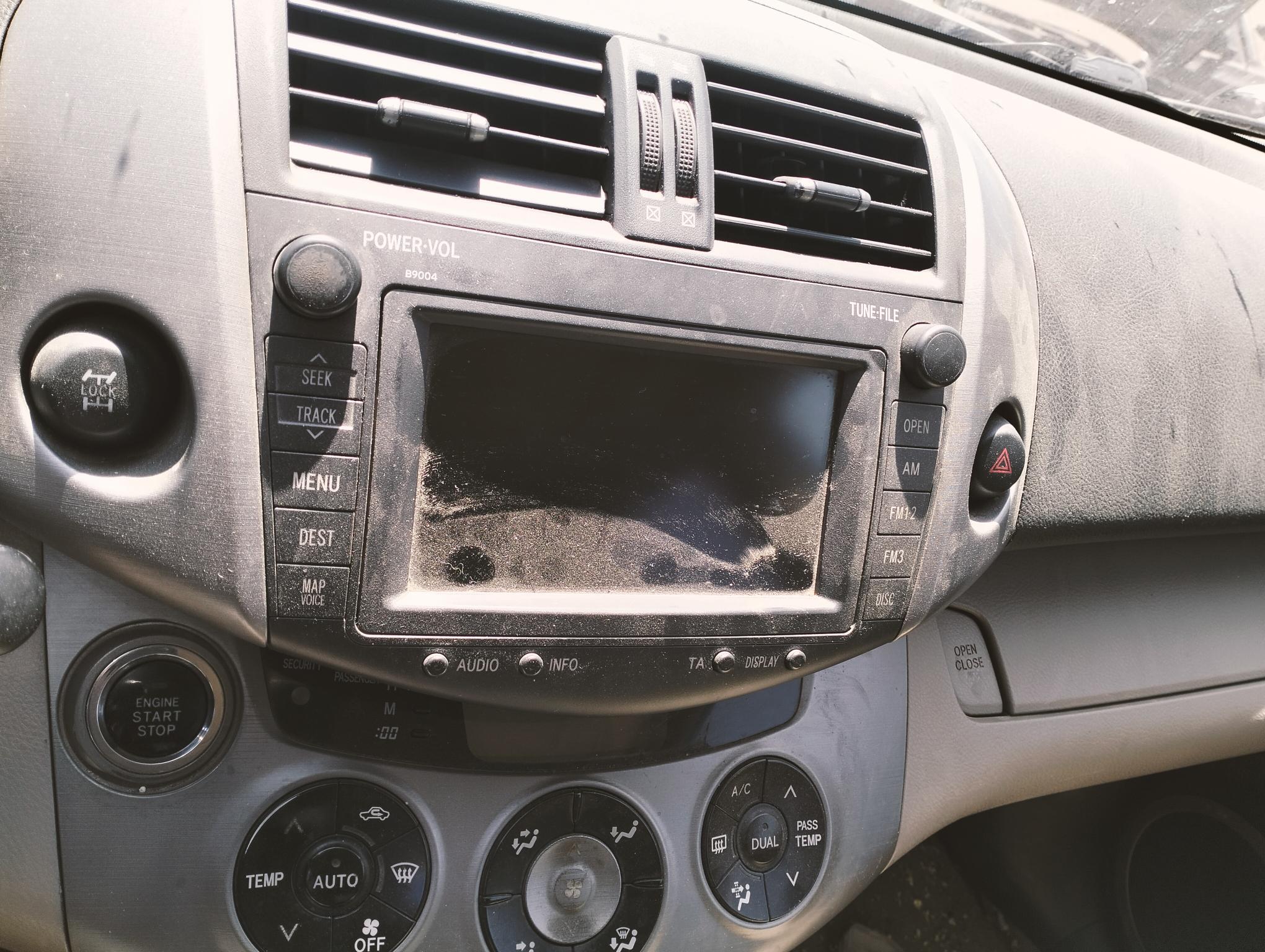 radio pantalla toyota rav 4 2.2 año 2010