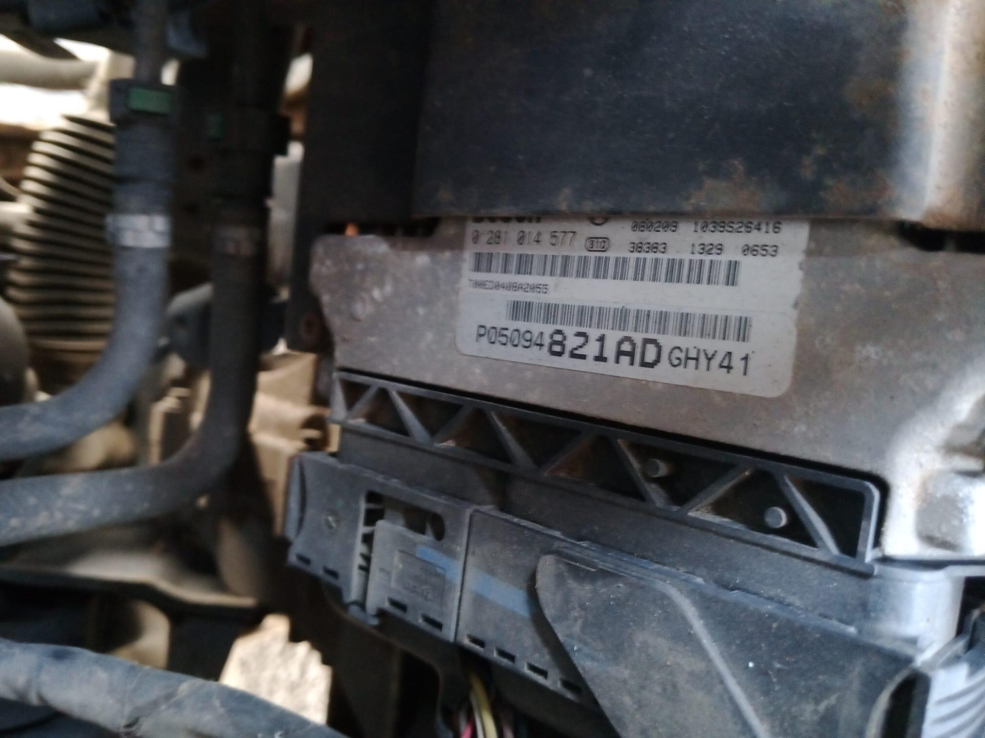 centralita motor uce para dodge journey se referencia OEM IAM 0281014577 P05094820AF 1039S27711 2009